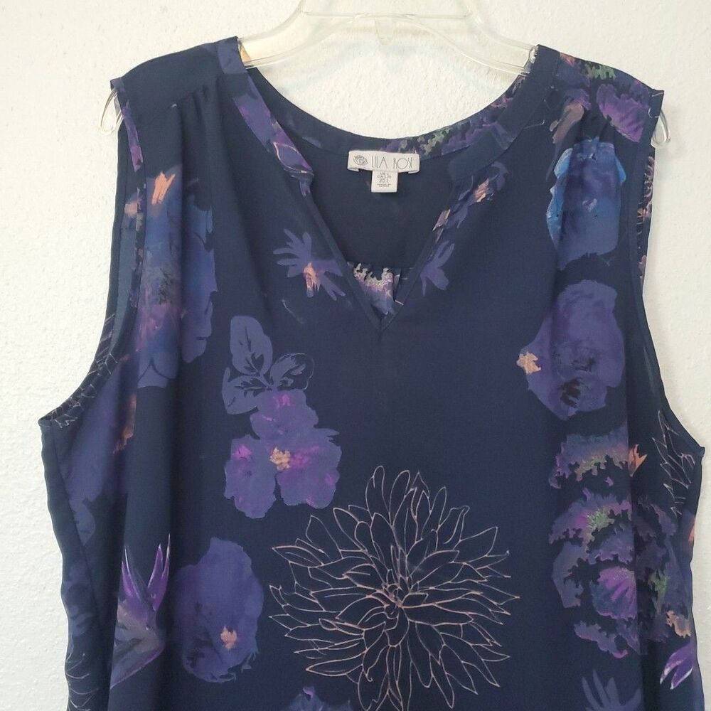 Lila Rose Top Sleeveless Blouse Floral V Neck Womens Size L Blue - Picture 2 of 15